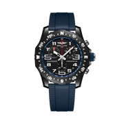Quadrante nero con indici luminescenti e scala tachimetrica del Breitling Endurance Pro 44 X82310D51B1S2.