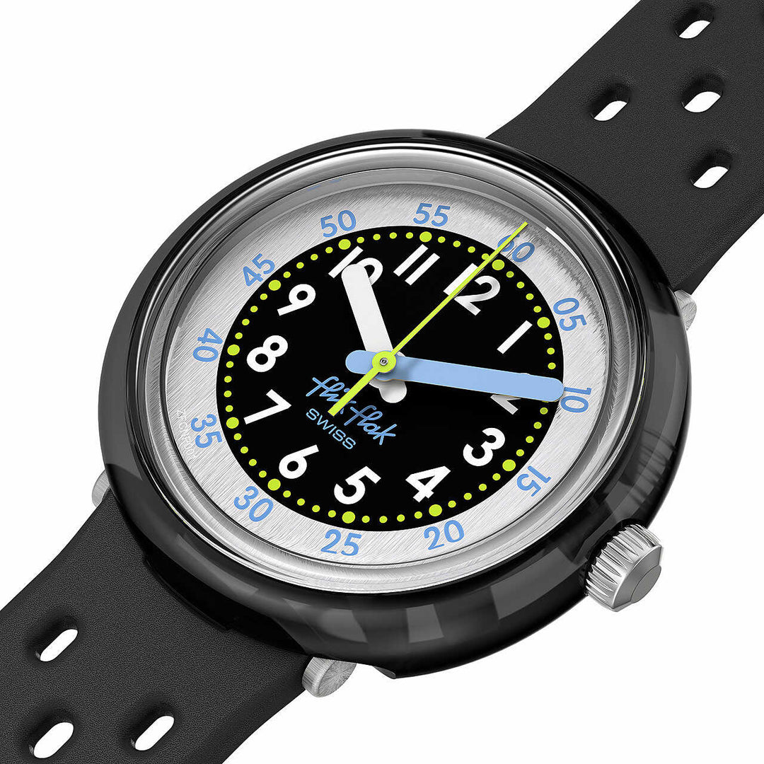 Dettaglio del cinturino in silicone nero traforato Flik Flak Bubbly Hours.