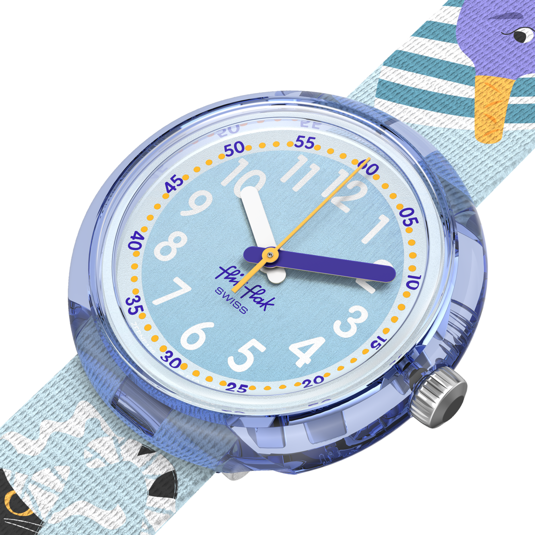 Dettaglio del cinturino tessile blu in PET riciclato Flik Flak Tutan Time.