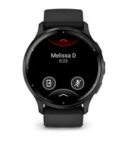 Cassa rotonda da 45 mm in resina fibrorinforzata nera con cinturino in pelle nero del Garmin Venu 3