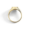 Gioiello Anello Sigillo in oro giallo e diamante bianco, simbolo di emozioni e memoria personale.