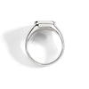 Gioiello Anello Sigillo in argento e diamante bianco, simbolo di stile e significato personale.