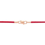 Load image into Gallery viewer, Gioiello bracciale Nodo in oro rosa con cordino rosso, simbolo di unione e stile contemporaneo.
