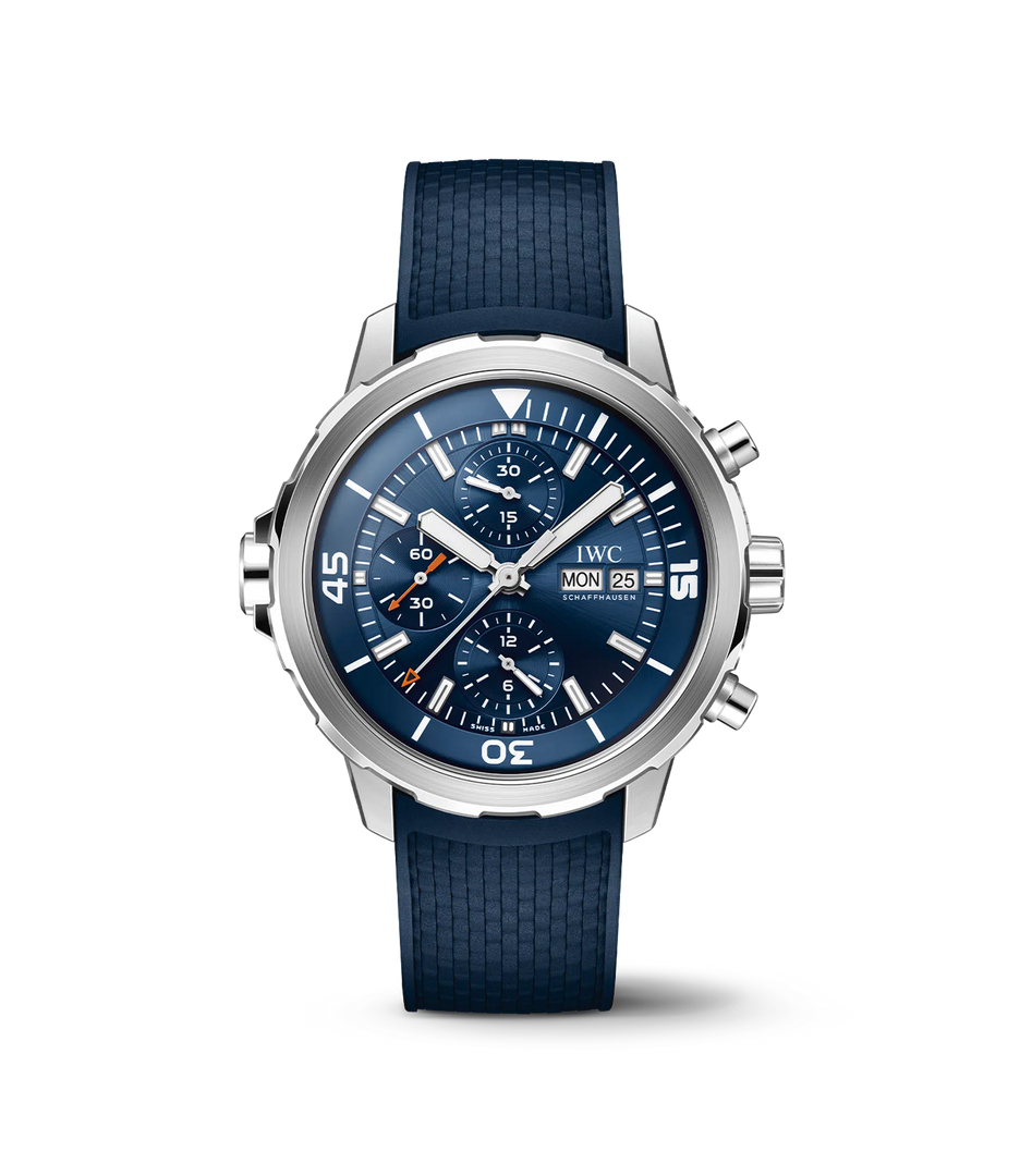IWC Aquatimer Chronograph IW376806 con cassa acciaio 44 mm e quadrante blu con dettagli luminescenti.