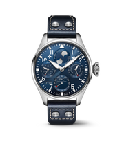 IWC Big Pilot’s Watch Perpetual Calendar IW503605 con cassa in acciaio 46,2 mm e quadrante blu racing sunray.