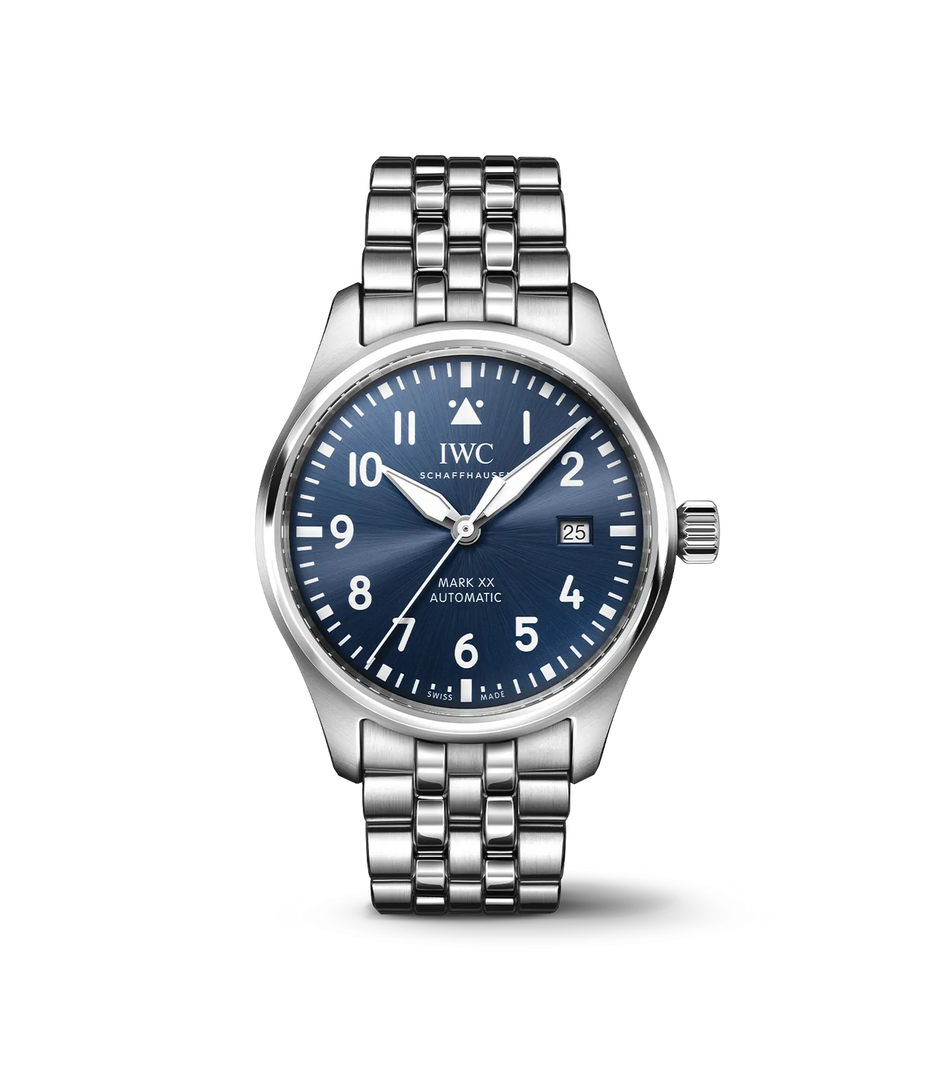 IWC Pilot’s Watch Mark XX IW328204 con cassa in acciaio 40 mm e quadrante blu sunburst con numeri arabi luminescenti.