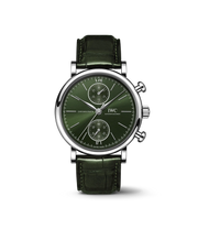 IWC Portofino Chronograph 39 IW391405 con cassa in acciaio 39 mm e quadrante verde opaco con contatori cronografici.