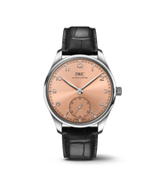 IWC Portugieser Automatic 40 IW358313 con cassa in acciaio 40,4 mm e quadrante salmon con finitura soleil.