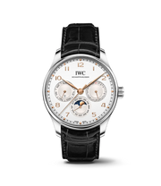IWC Portugieser Perpetual Calendar 42 IW344203 con cassa in acciaio 42,4 mm e quadrante argentato con complicazioni calendario perpetuo.