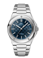 Load image into Gallery viewer, Quadrante blu con motivo a griglia e lancette rodiate luminescenti dell’Ingenieur Automatic 40 IW328907.
