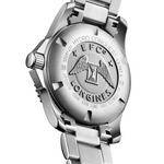 Load image into Gallery viewer, Cassa rotonda in acciaio inox da 41 mm con lunetta in ceramica grigia girevole unidirezionale, vetro zaffiro antigraffio con trattamento antiriflesso e corona a vite del Longines HydroConquest
