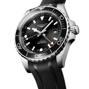 Cassa rotonda in acciaio inossidabile da 43 mm con lunetta girevole unidirezionale in ceramica nera e cinturino in caucciù nero con doppia chiusura deployante di sicurezza