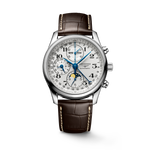 Load image into Gallery viewer, Il&nbsp;Longines Master Collection Chronograph L2.673.4.78.3&nbsp;è un raffinato orologio automatico da uomo con cassa in acciaio da 40 mm, dotato di quadrante argento grains d’orge con numeri arabi dipinti e lancette in acciaio azzurrato. Equipaggiato con movimento meccanico a carica automatica Longines L687 e riserva di carica di circa 66 ore, il segnatempo offre funzioni avanzate: cronografo a ruota a colonne, fasi lunari, datario centrale con lancetta a mezzaluna, indicatori giorno/settimana, piccoli se

