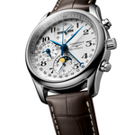 Load image into Gallery viewer, Il&nbsp;Longines Master Collection Chronograph L2.673.4.78.3&nbsp;è un raffinato orologio automatico da uomo con cassa in acciaio da 40 mm, dotato di quadrante argento grains d’orge con numeri arabi dipinti e lancette in acciaio azzurrato. Equipaggiato con movimento meccanico a carica automatica Longines L687 e riserva di carica di circa 66 ore, il segnatempo offre funzioni avanzate: cronografo a ruota a colonne, fasi lunari, datario centrale con lancetta a mezzaluna, indicatori giorno/settimana, piccoli se

