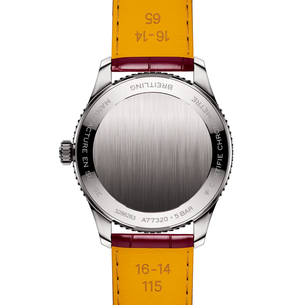 Cinturino in pelle di alligatore burgundy con fibbia ad ardiglione abbinato alla cassa in acciaio lucido.
