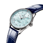 Load image into Gallery viewer, Profilo laterale della cassa in acciaio inox lucido con vetro zaffiro bombato antiriflesso del Navitimer 32.
