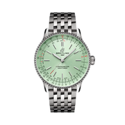 Quadrante antracite con indici a bastone e lancette luminescenti del Breitling Navitimer Automatic 36 A17327361L1A1.