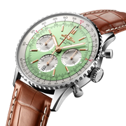 Profilo laterale della cassa rotonda in acciaio inossidabile con vetro zaffiro bombato antiriflesso.