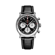 Quadrante nero con indici luminescenti e lancette a bastone del Breitling Navitimer B01 Chronograph 41 AB0139241C2A1.