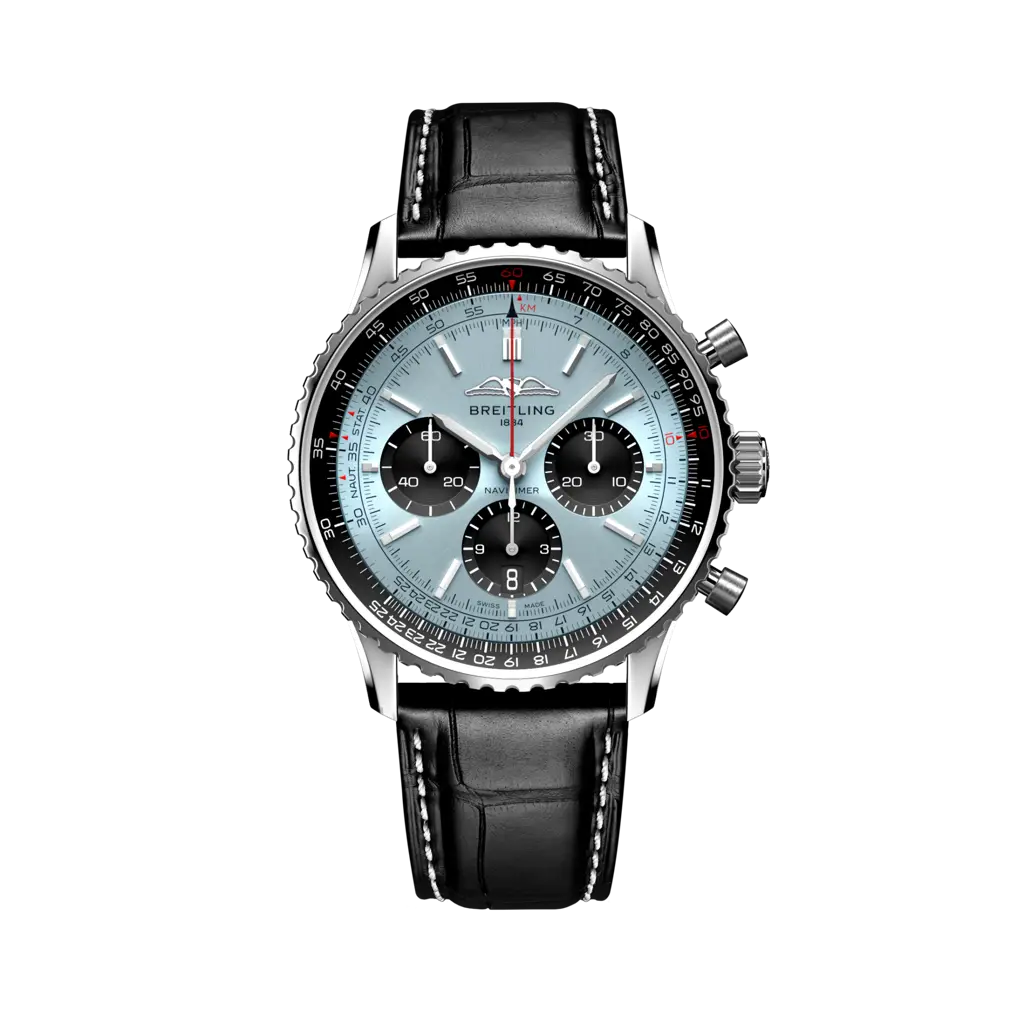 Quadrante blu con indici luminescenti e lancette a bastone del Breitling Navitimer B01 Chronograph 43 AB0138241C1P1.