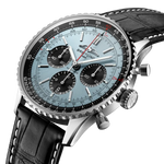 Load image into Gallery viewer, Profilo laterale della cassa in acciaio inox lucido con vetro zaffiro bombato antiriflesso del Navitimer B01 Chronograph 43.
