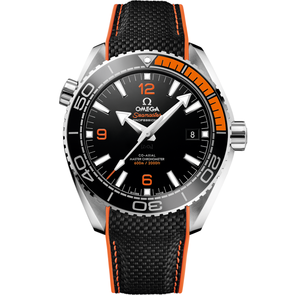 Quadrante nero lucido in ceramica dell’Omega Seamaster Planet Ocean 600M 43,5 mm con numeri arabi luminescenti e datario a ore 3
