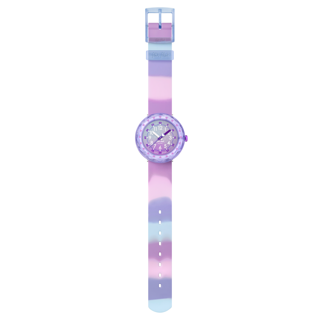 Dettaglio quadrante multicolore con numeri e lancette colorate per bambini.