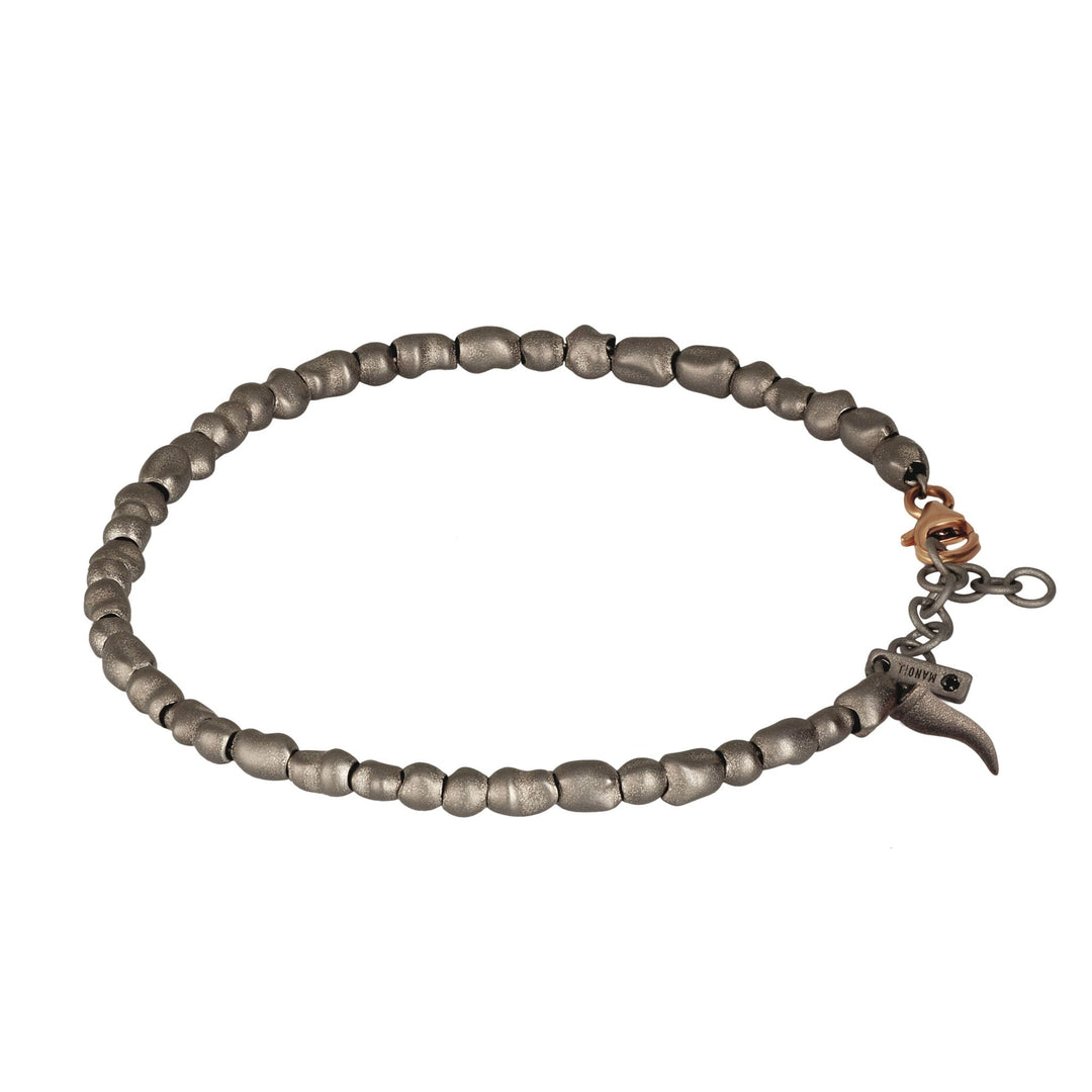 MANO|J Bracciale con sassi titanio e oro rosso, cornetto PEPSMBRTTTI
