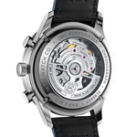 Load image into Gallery viewer, Cinturino in pelle di alligatore blu: Dettaglio del cinturino in pelle di alligatore blu con la chiusura déployante in acciaio, che mostra la larghezza di 20 mm e la finitura elegante
