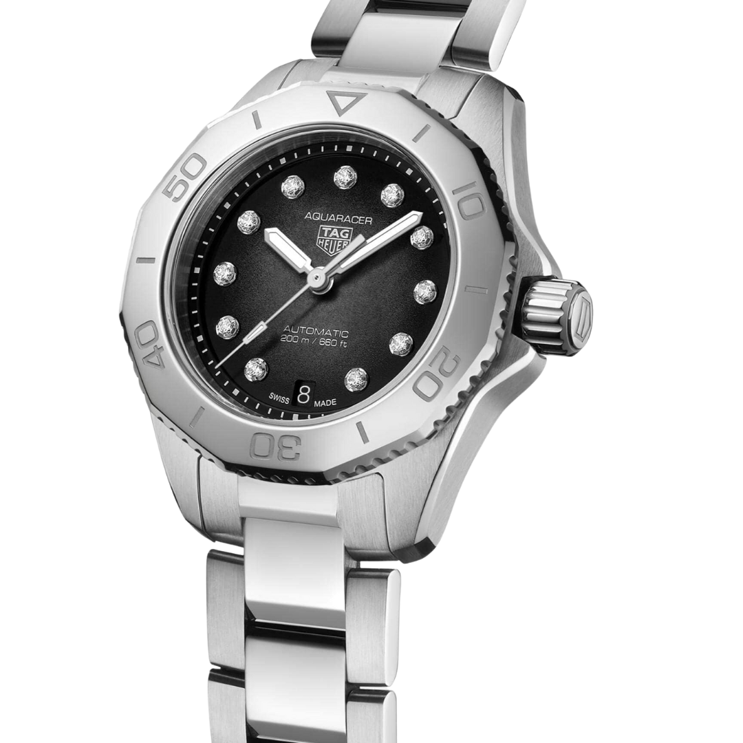 Aquaracer Professional 200 Date