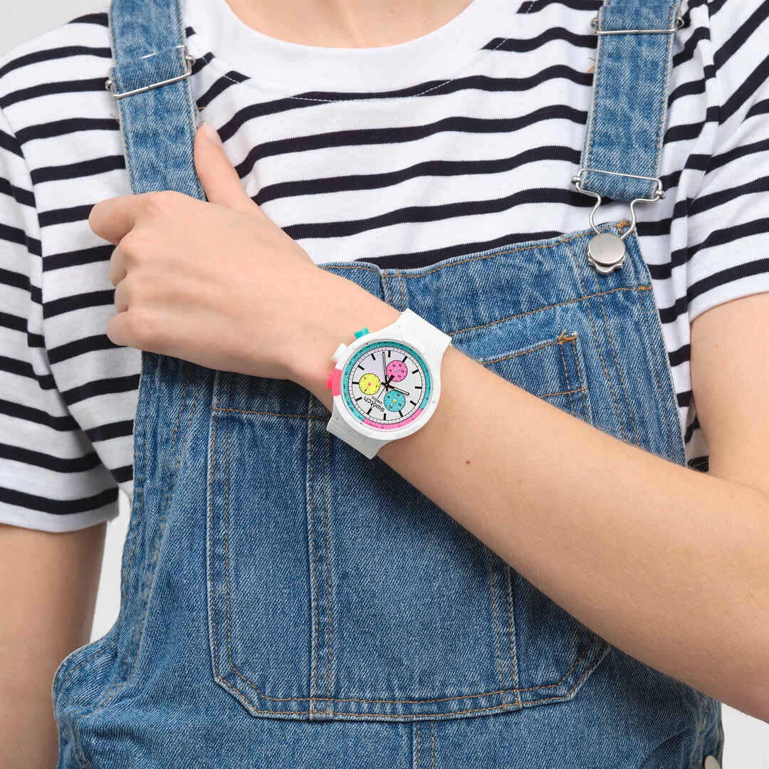 Swatch The purity of neon SB06W100 - cassa plastica bianca - cinturino silicone bianco - quadrante multicolor - polso