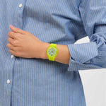 Load image into Gallery viewer, Swatch Luminously lemon SO28J103 - cassa plastica gialla - cinturino silicone giallo - quadrante giallo con puntini verdi