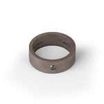 Load image into Gallery viewer, MANO|J Anello a fascia piatta in titanio con diamante black SOLANTBFA_21