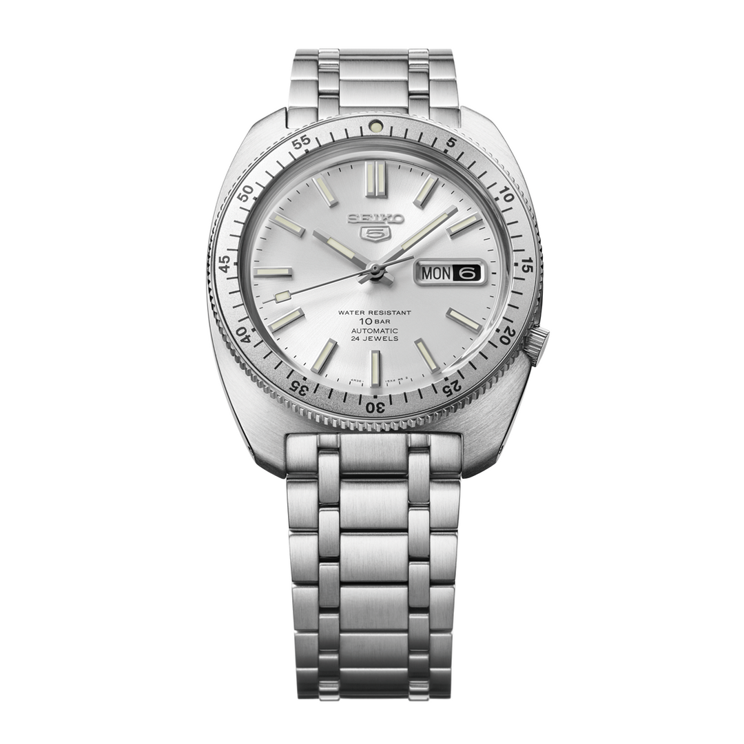 Cinturino in pelle marrone con cuciture a contrasto e chiusura fibbia tradizionale dell'orologio Seiko 5 Heritage Ed Limited