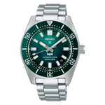 Load image into Gallery viewer, Quadrante verde smeraldo con sfumature ispirate all&#39;oceano e indici luminescenti dell&#39;orologio Seiko Prospex Diver&#39;s 300M Edizione Speciale PADI
