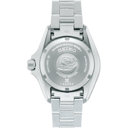 Cassa in acciaio inox da 40 mm con vetro zaffiro curvo antiriflesso, corona a vite e fondello avvitato dell'orologio Seiko Prospex Mare PADI Special Edition