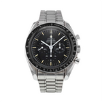 Load image into Gallery viewer, Orologio Omega Speedmaster Professional 145.022, cronografo con cassa in acciaio, quadrante nero con tre sub-quadranti, lancette bianche e lunetta con scala tachimetrica. Iconico modello Moonwatch.
