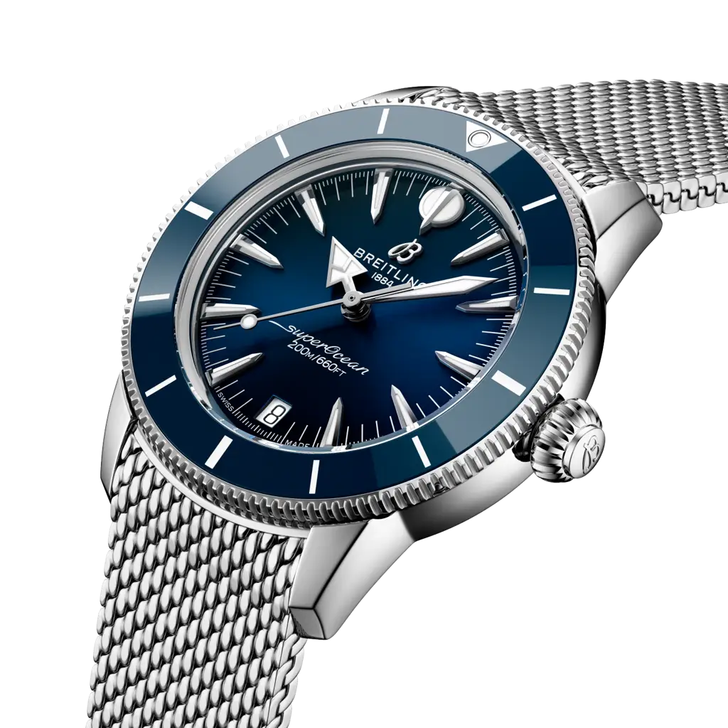 Profilo laterale della cassa rotonda in acciaio inossidabile da 36 mm con vetro zaffiro bombato antiriflesso e lunetta unidirezionale del modello Superocean Heritage Automatic 36.