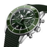 Load image into Gallery viewer, Profilo laterale della cassa in acciaio inossidabile con vetro zaffiro bombato antiriflesso e lunetta unidirezionale del modello Superocean Heritage B01 Chronograph 42.
