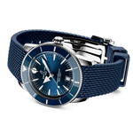 Load image into Gallery viewer, Cinturino blu in caucciù con chiusura pieghevole in acciaio inossidabile del Breitling Superocean Heritage B31 Automatic 42.
