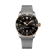 Quadrante nero con indici luminescenti e datario a finestrella del Breitling Superocean Heritage B31 Automatic 42 UB3111241B1A1.