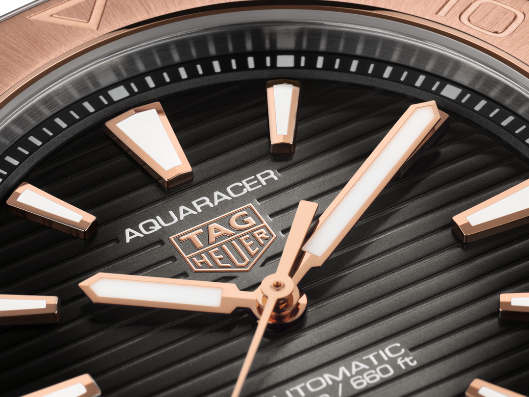 Aquaracer Professional 200 Date