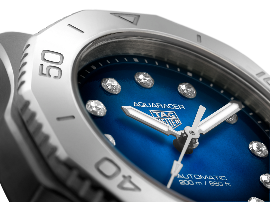 Aquaracer Professional 200 Date