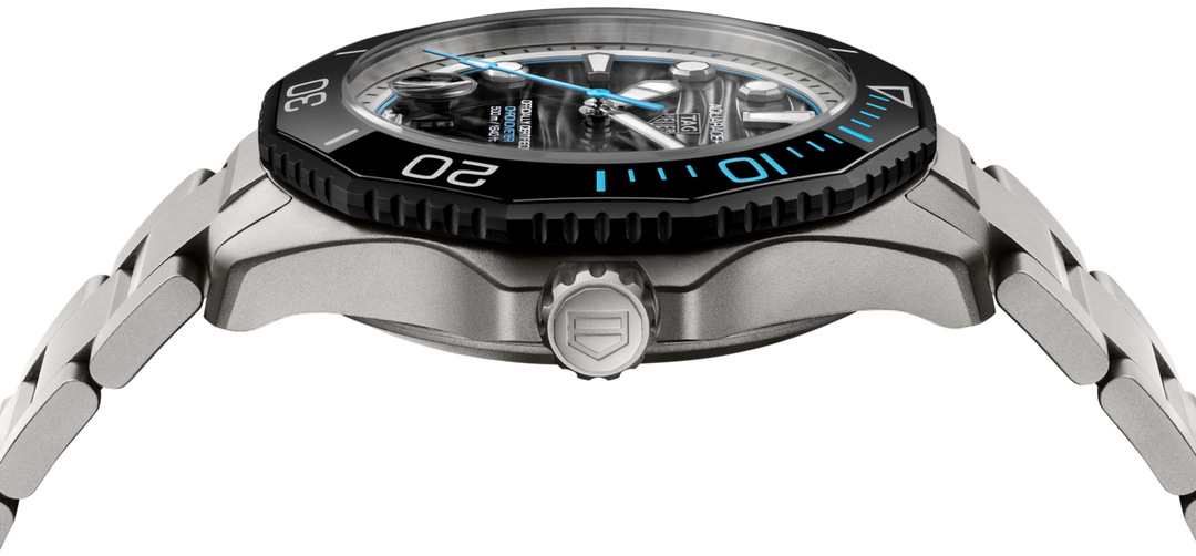 Tag Heuer Aquaracer Professional 500 Date WBP5182.BF0010 - bracciale e cassa titanio - quadrante laccato nero e grigio con datario