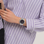 Load image into Gallery viewer, Swatch Purple Glow YVS533G - bracciale e cassa acciaio - quadrante nero cronografo - polso