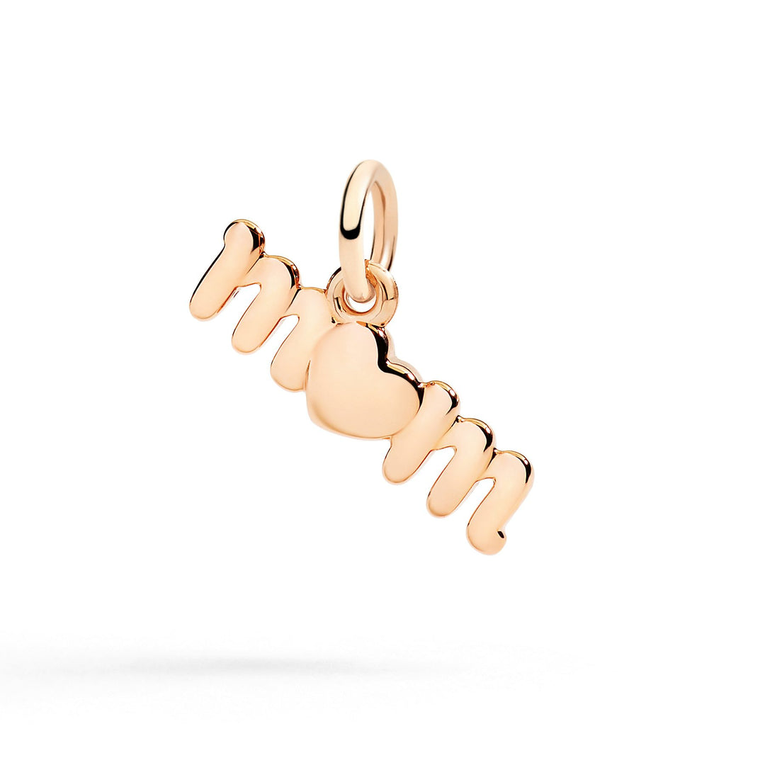 Ciondolo Mom in oro rosa 9K con lettere 3D e cuore al posto della "O", design elegante e sentimentale.
