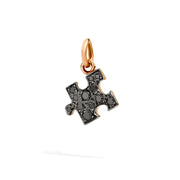 Ciondolo puzzle in oro rosa 9K con 12 diamanti black, dettaglio brillantezza e design a incastro.