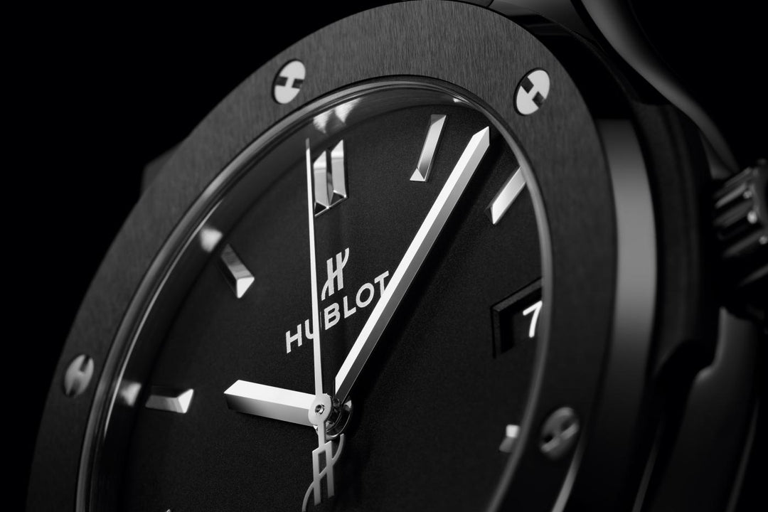 Hublot Classic Fusion Black Magic 511.CM.1171.RX - cassa ceramica nera - cinturino gomma nera - quadrante nero con datario