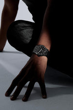 Load image into Gallery viewer, Hublot Classic Fusion Black Magic 511.CM.1171.RX - cassa ceramica nera - cinturino gomma nera - quadrante nero con datario - polso