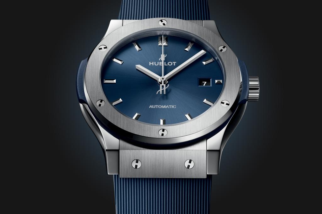 Hublot Classic Fusion Titanium Blue 542.NX.7170.RX - cassa titanio - cinturino caucciù blu - quadrante blu con datario